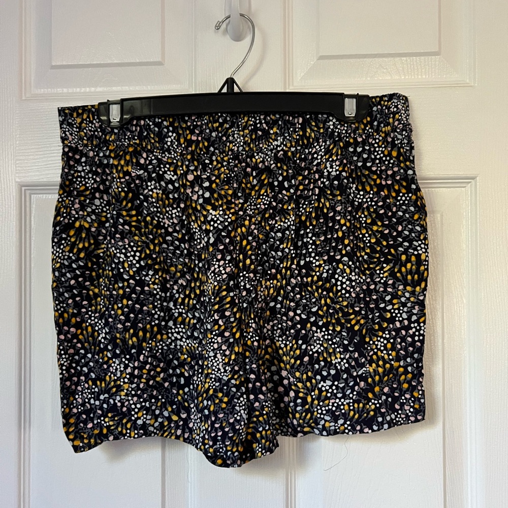 Loft flowered shorts size medium